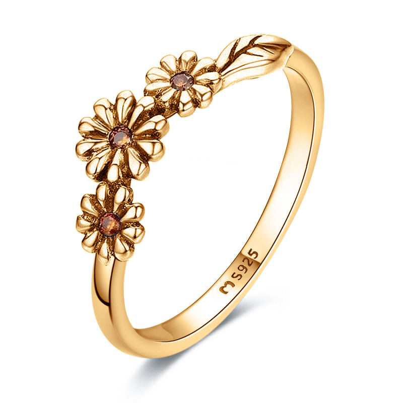 "Trio Flowers" Ring